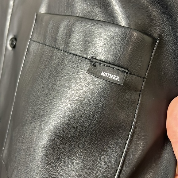 MOTHER The Roomie Frenchie Black Faux Leather Long Sleeve Button Down Size XS - Picture 5 of 11